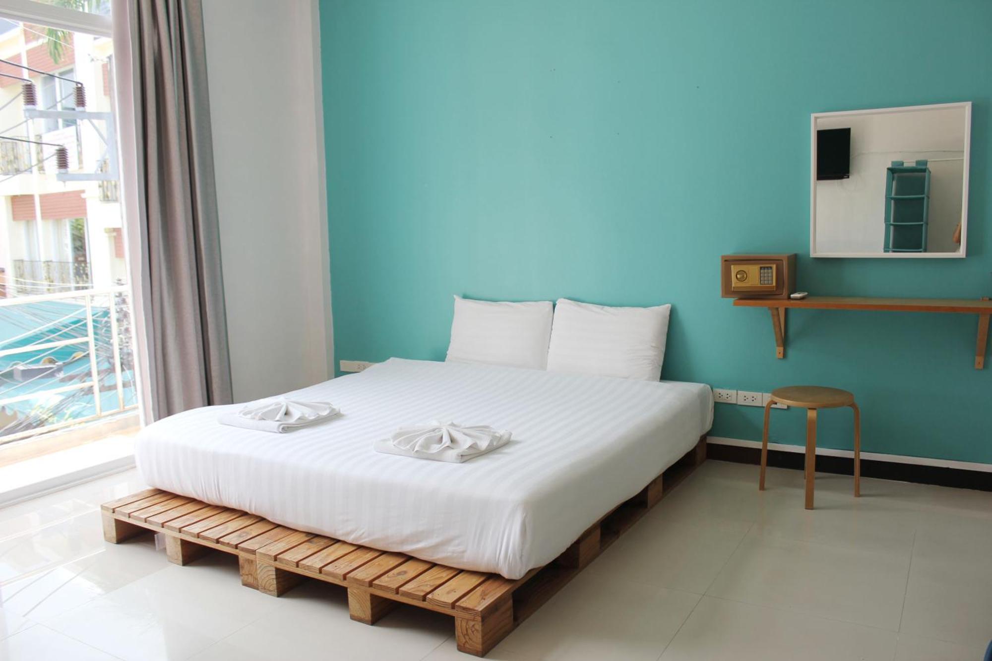 Hotel Kata Sea Host Karon Esterno foto