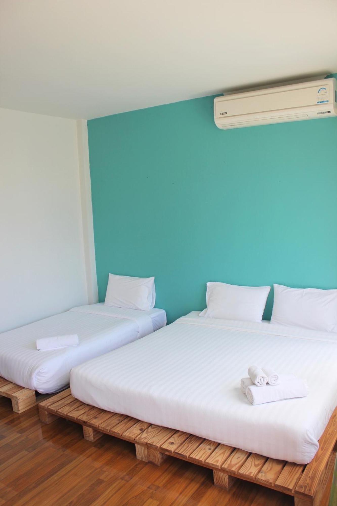 Hotel Kata Sea Host Karon Esterno foto